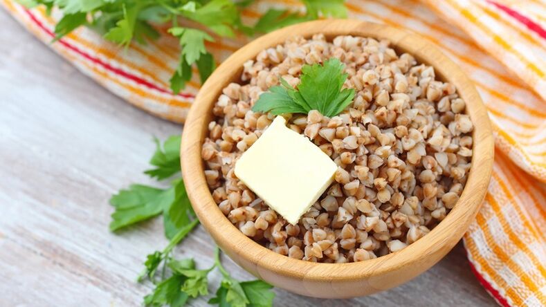 Porridge de sarrasin avec beurre